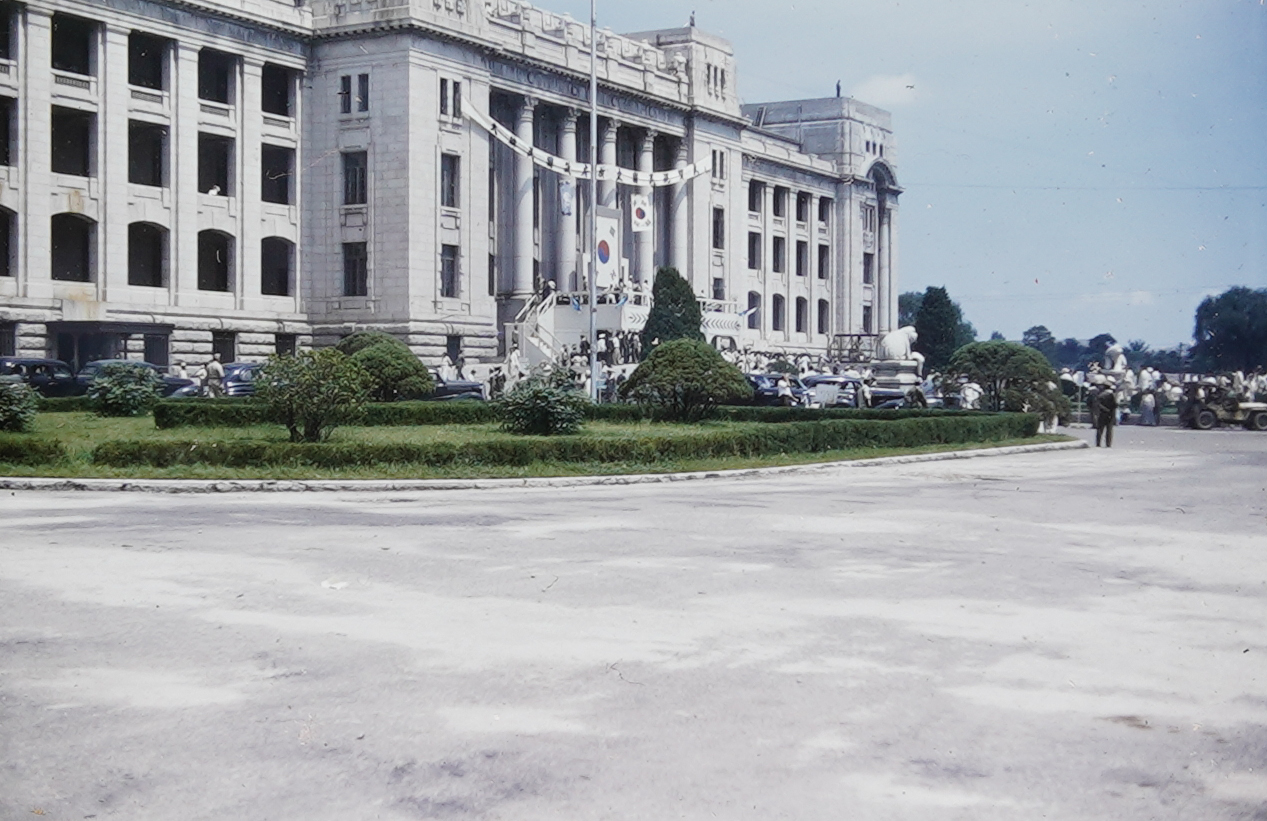 23 Original Slide Films of the Korean Government Establishment Day 1948 / 대한민국정부수립 사진 23장 - Image 40